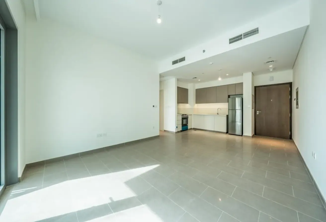 CHILLER FREE | UNFURNISHED | VACANT