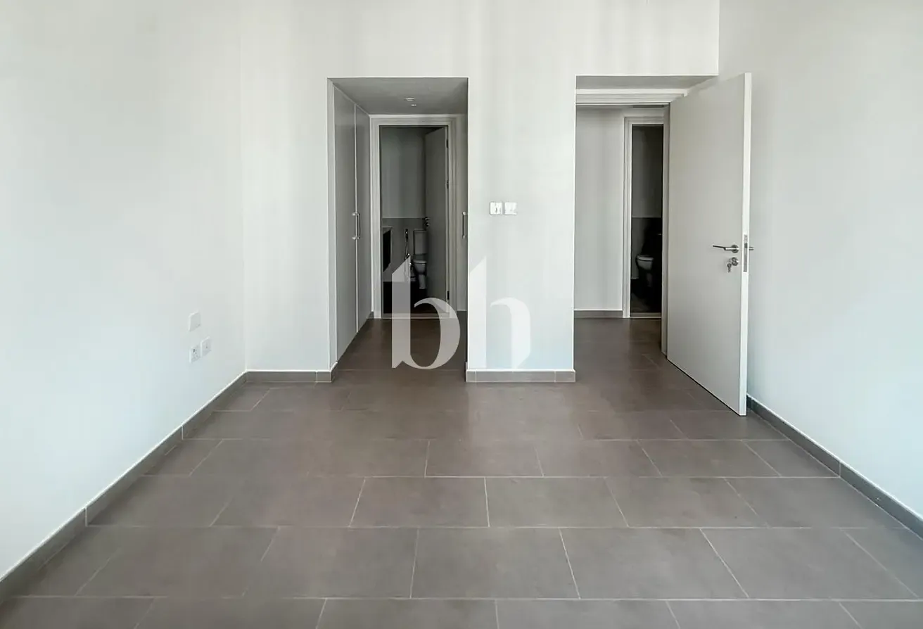 Mid Floor | Spacious Layout | Available Now