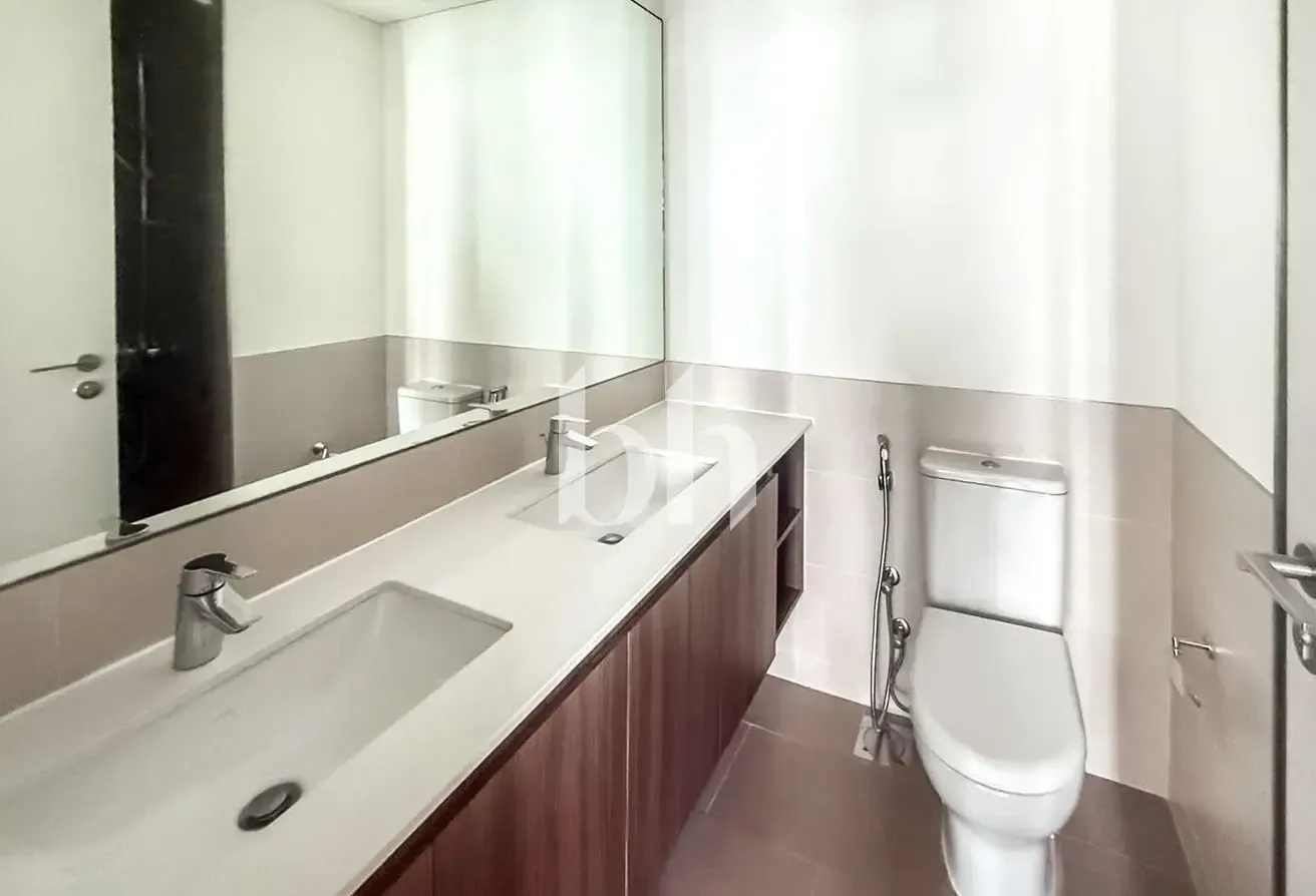 Mid Floor | Spacious Layout | Available Now