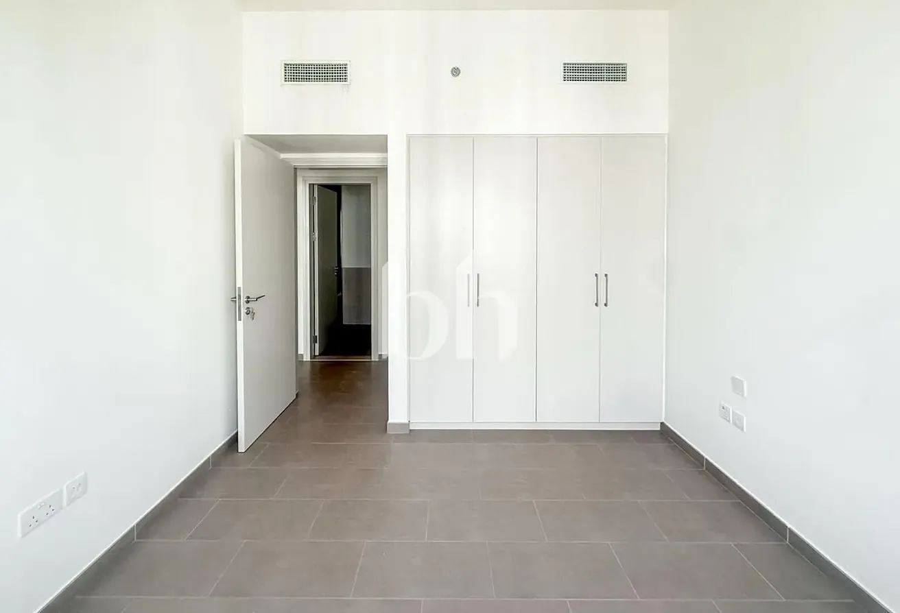 Mid Floor | Spacious Layout | Available Now