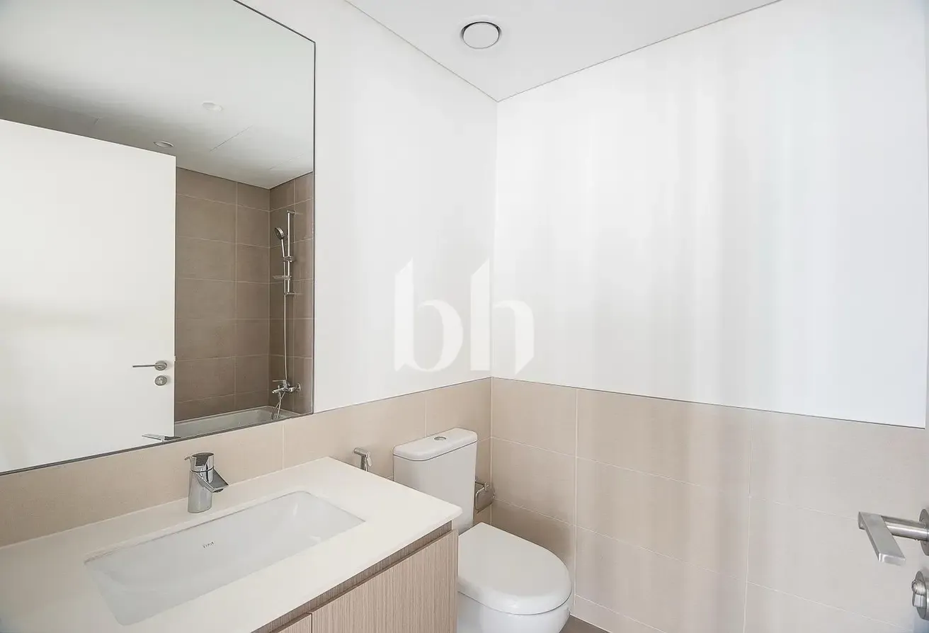 Mid Floor | Spacious Layout | Available Now