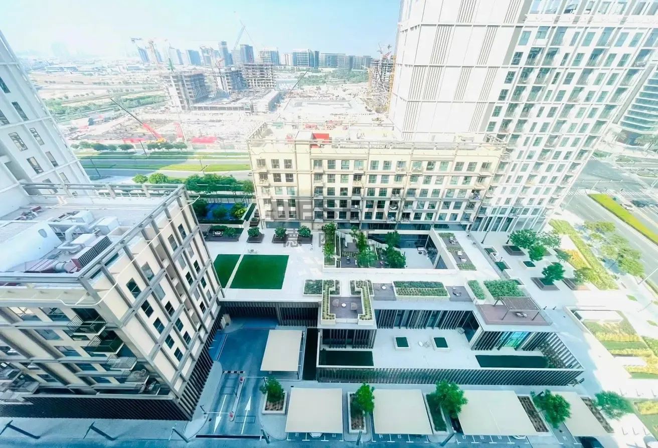 PRIME LOCATION - READY TO MOVE IN - AMAZING COMMUNITY