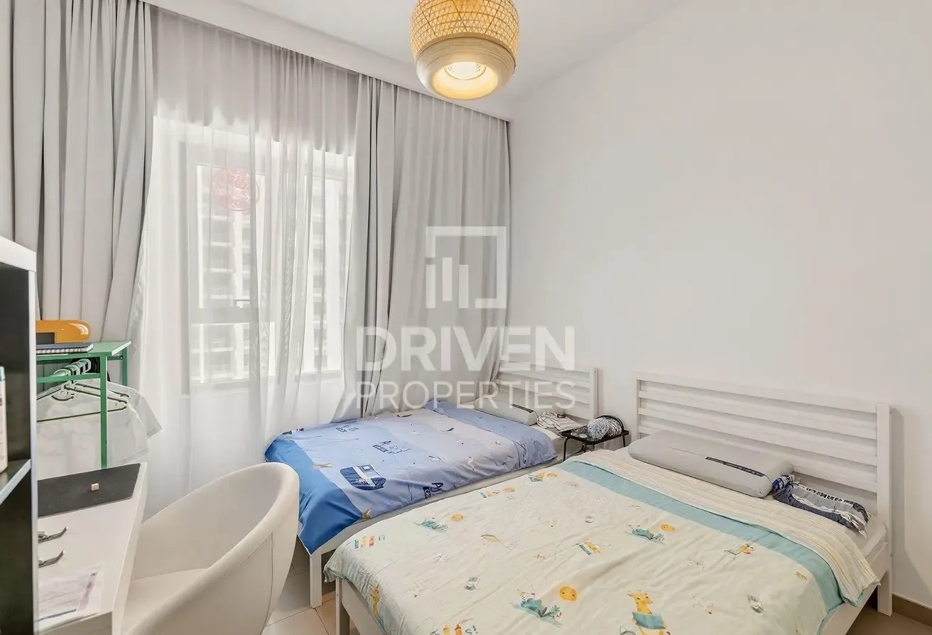 Modern | Spacious Layout | 4 Cheques Available