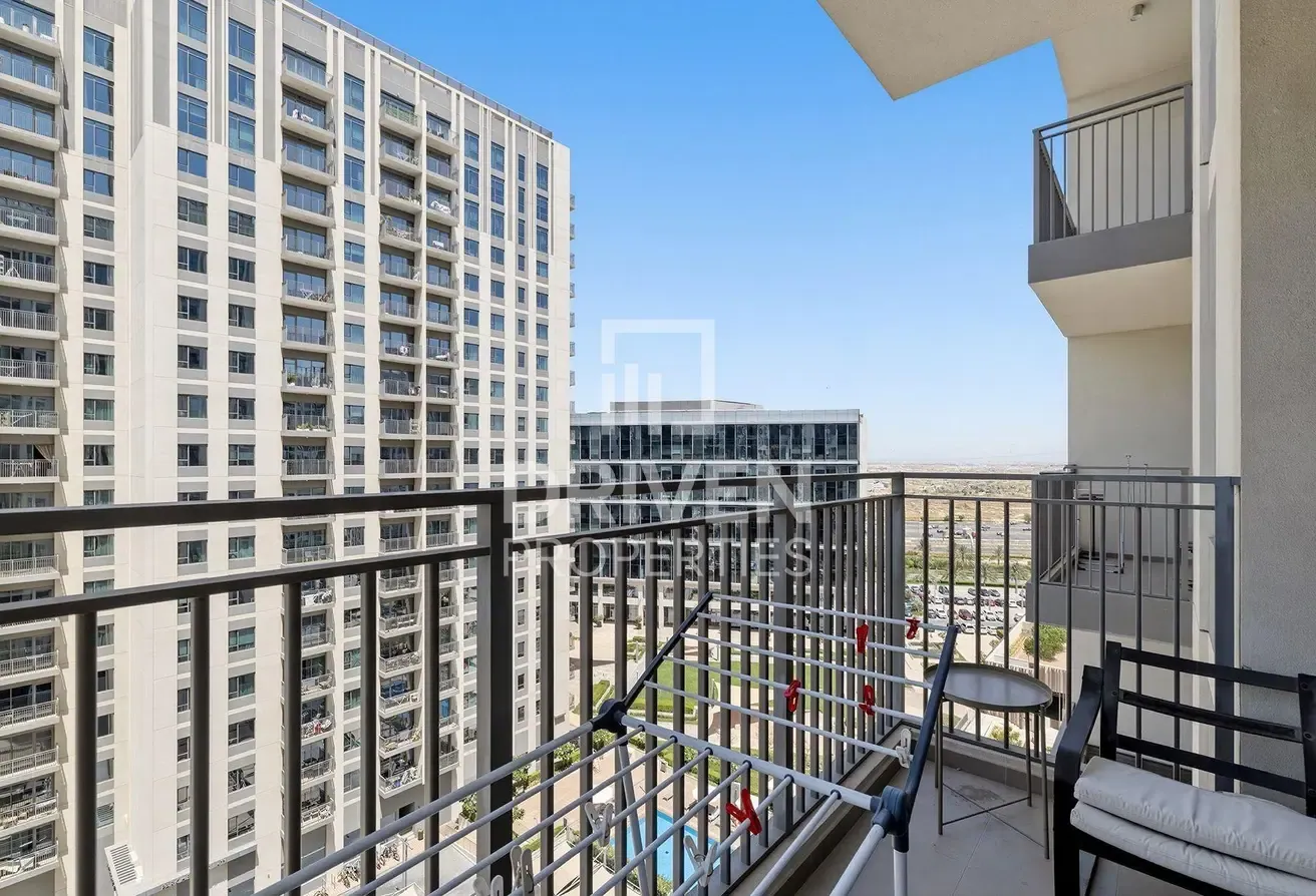 Modern | Spacious Layout | 4 Cheques Available