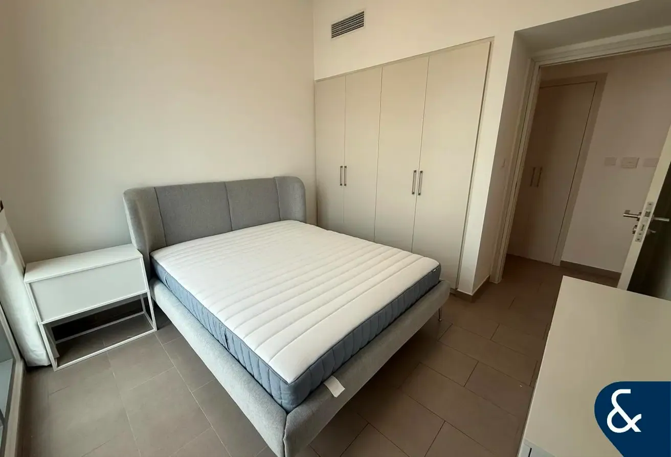 Burj Khalifa Views | Modern Finishes | Vacant