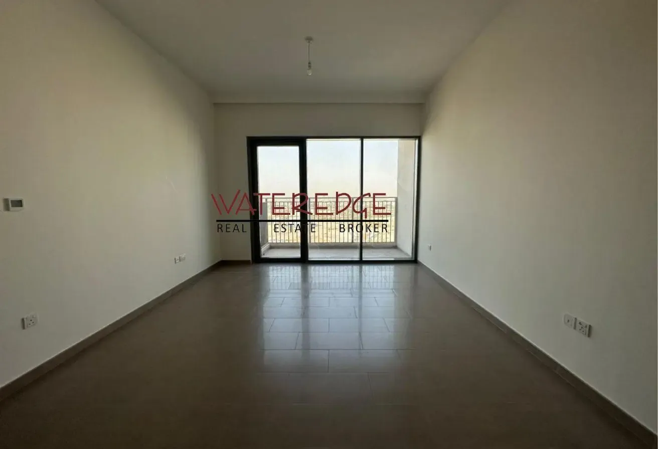 Spacious 1BR | Unfurnished | 2 Cheques