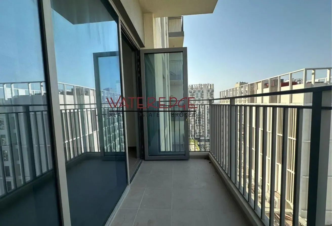 Spacious 1BR | Unfurnished | 2 Cheques