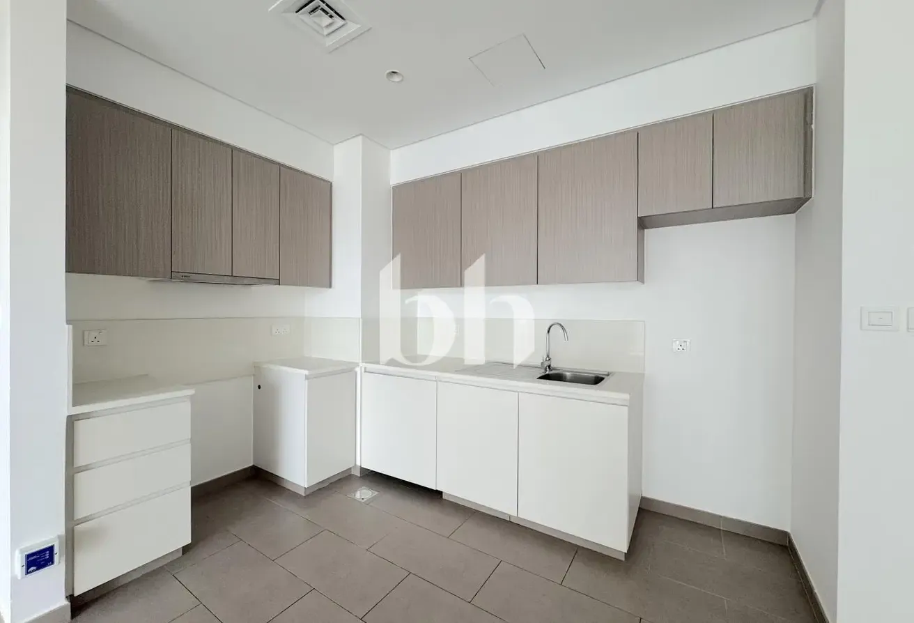 Unfurnished | Mid Floor | Open View | Vacant Now