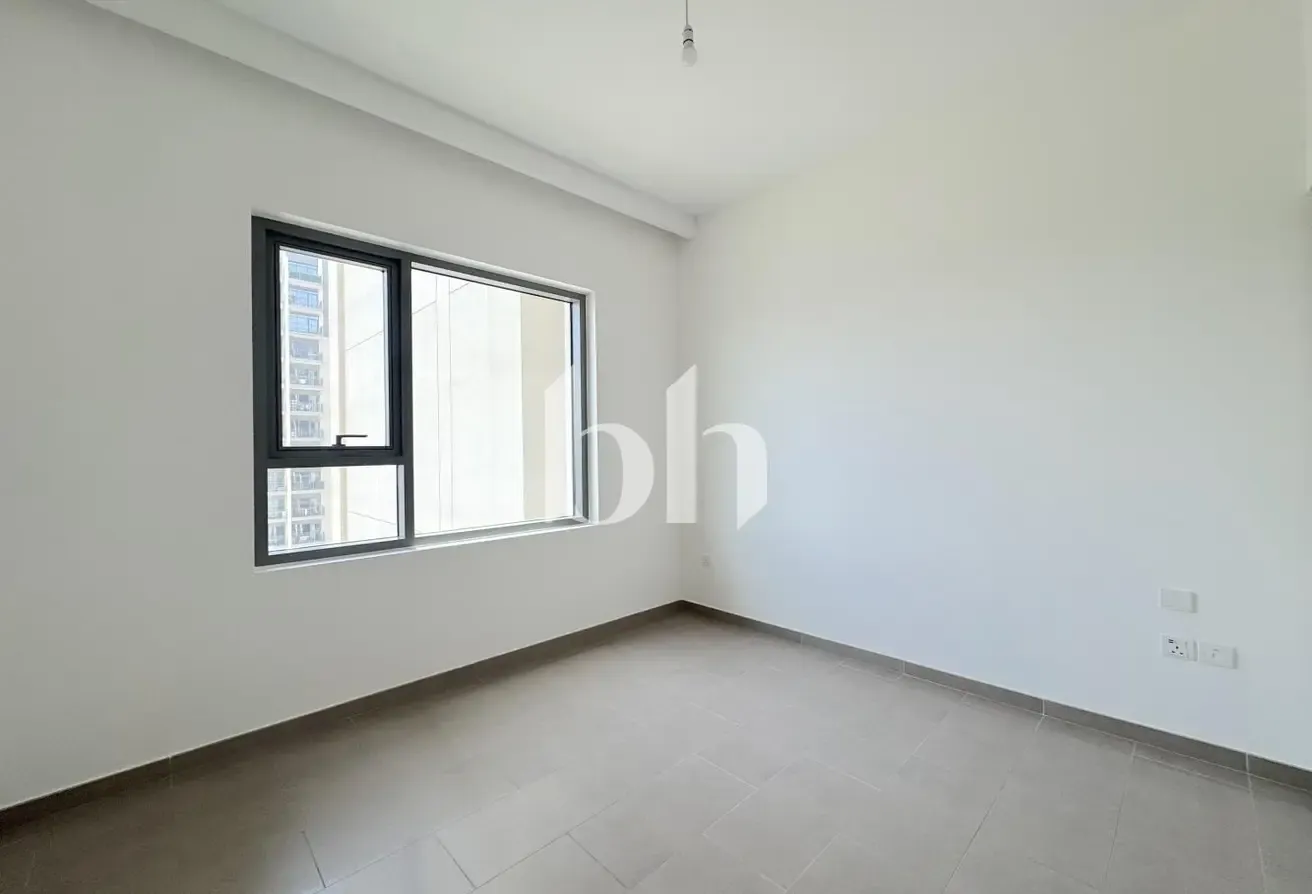 Unfurnished | Mid Floor | Open View | Vacant Now