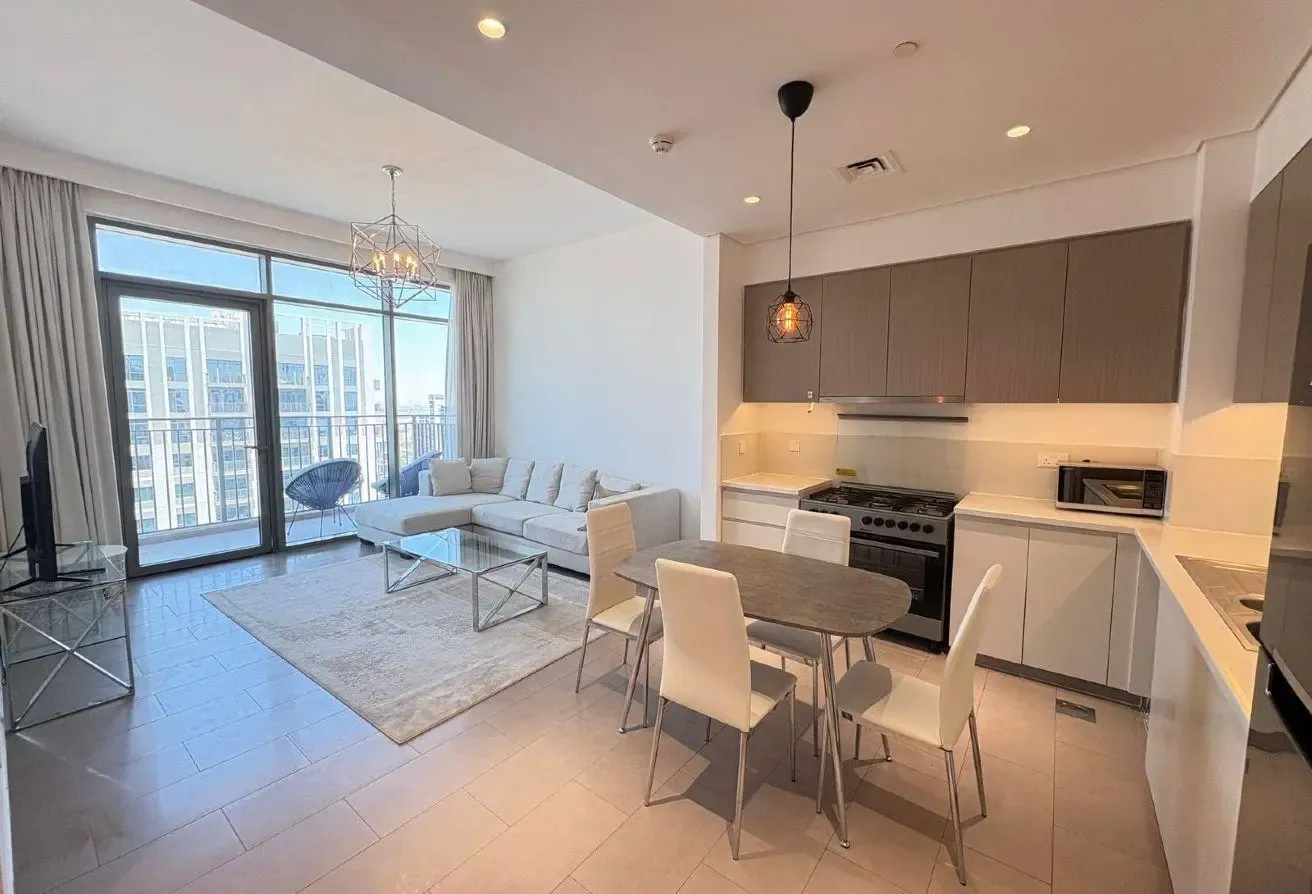 Stylish 2-Bedroom Residence with Balcony in Dubai