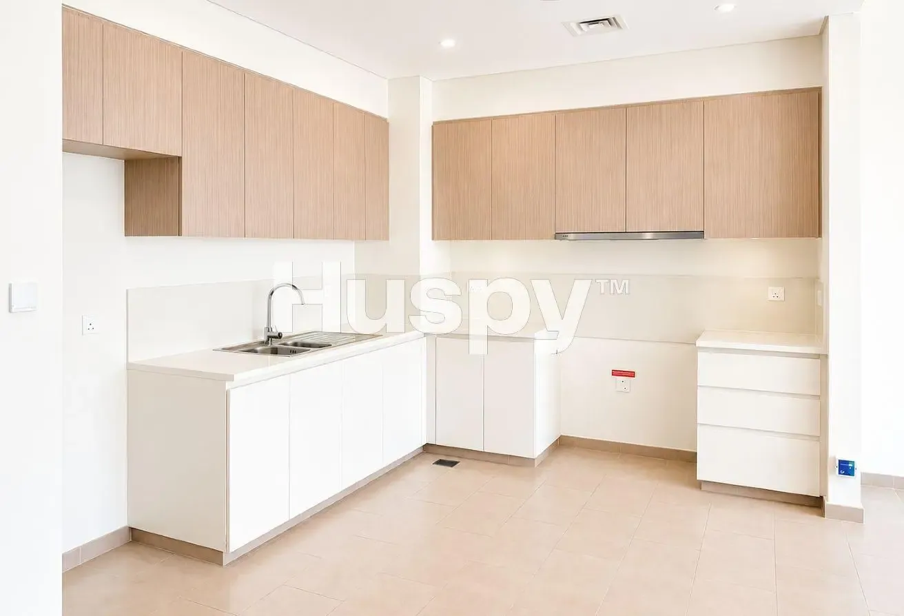 Available Now | Mid Floor | Close to Park