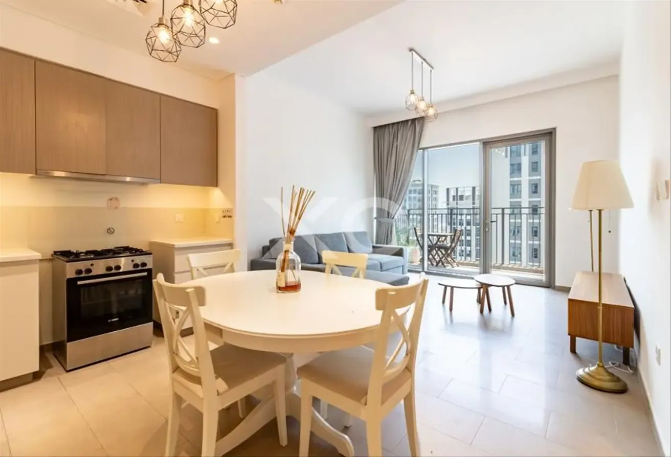 READY TO MOVE | POOL VIEW | HIGH FLOOR