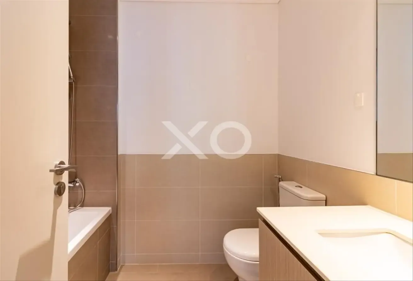 READY TO MOVE | POOL VIEW | HIGH FLOOR
