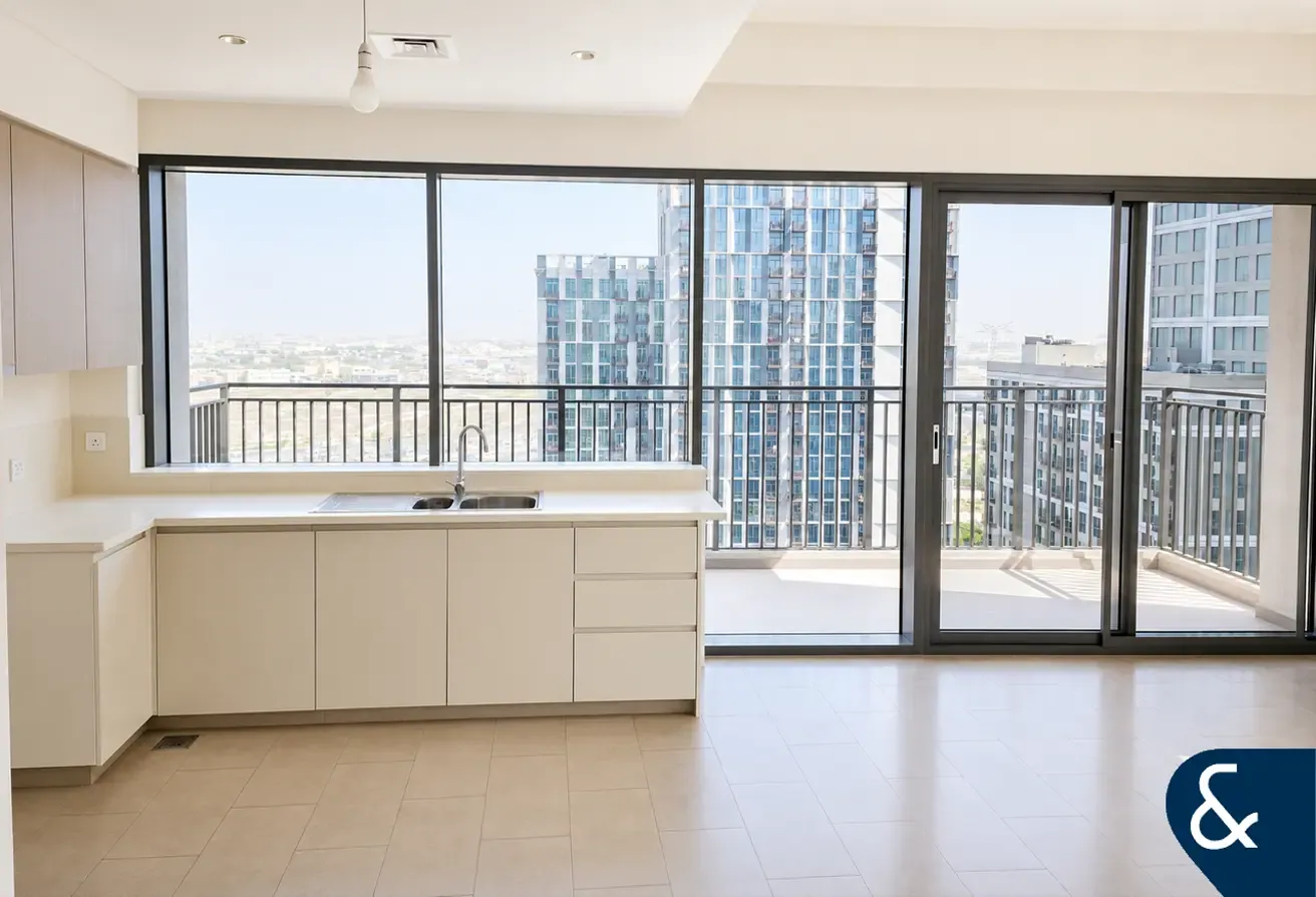 Pool View | Bright and Spacious | Vacant