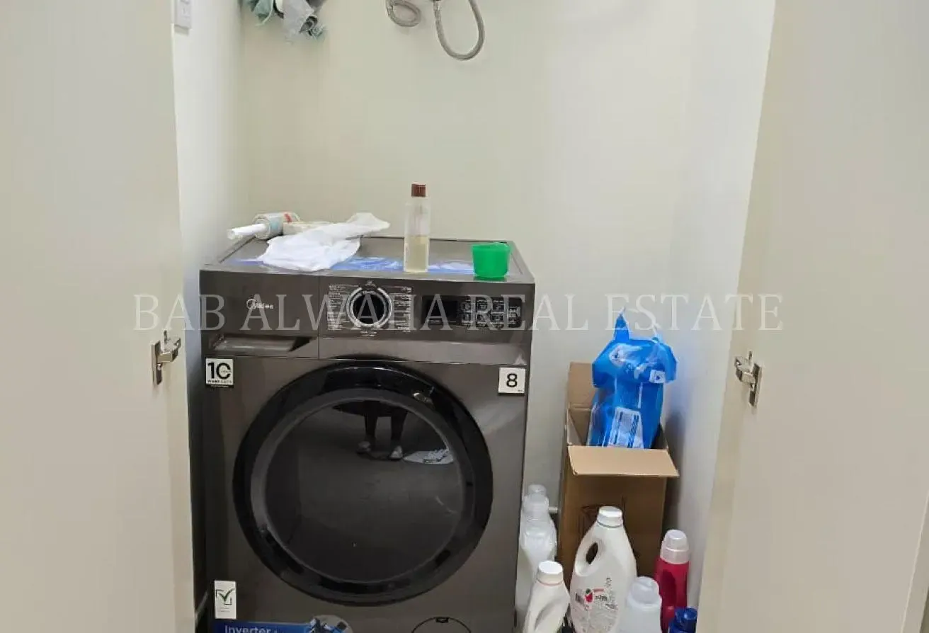 Spacious Bright Fully Furnished With 1 Months Free