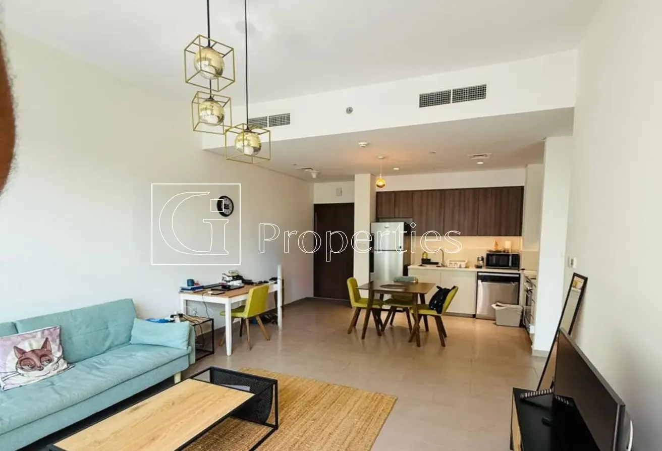 Fully Furnished |Near to Park | Prime Location