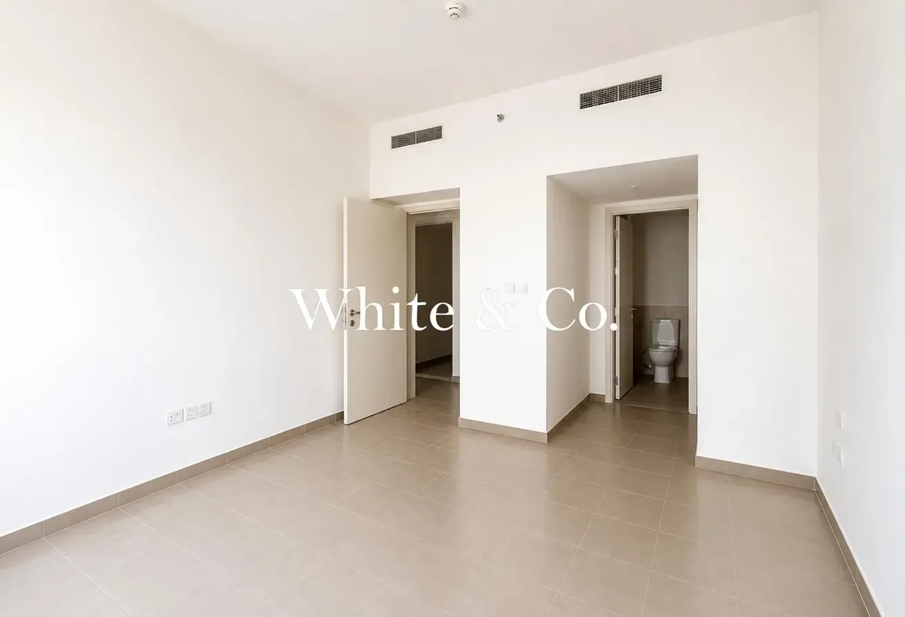 Vacant 2BR | Bright Home | Dubai Hills