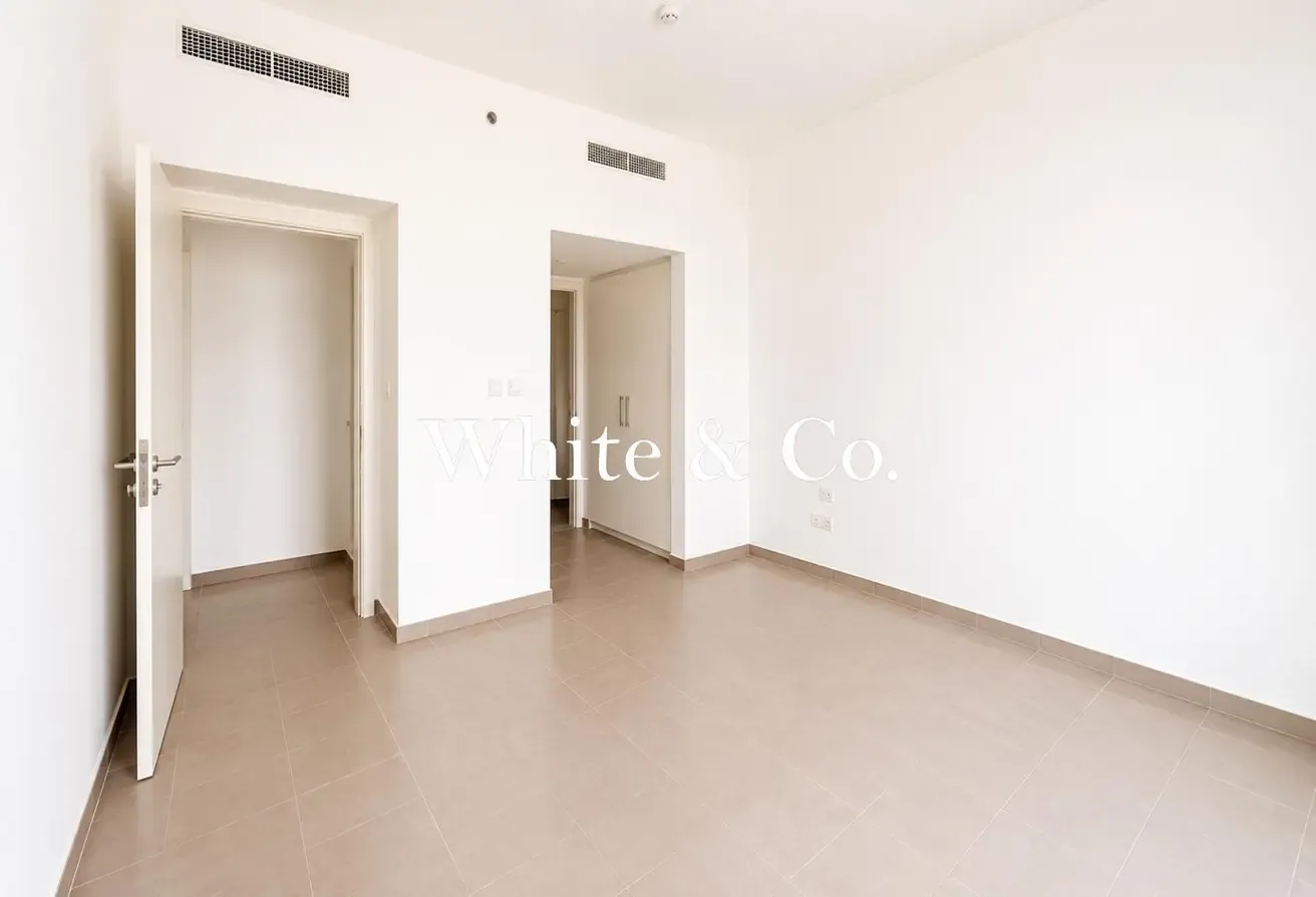 Vacant 2BR | Bright Home | Dubai Hills