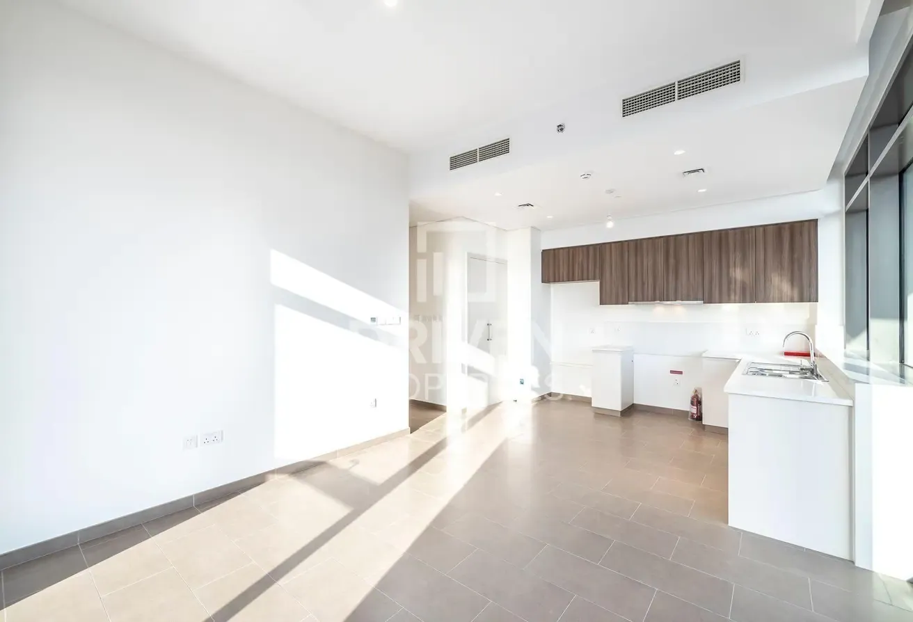 Larger layout | Chiller Included | Vacant unit