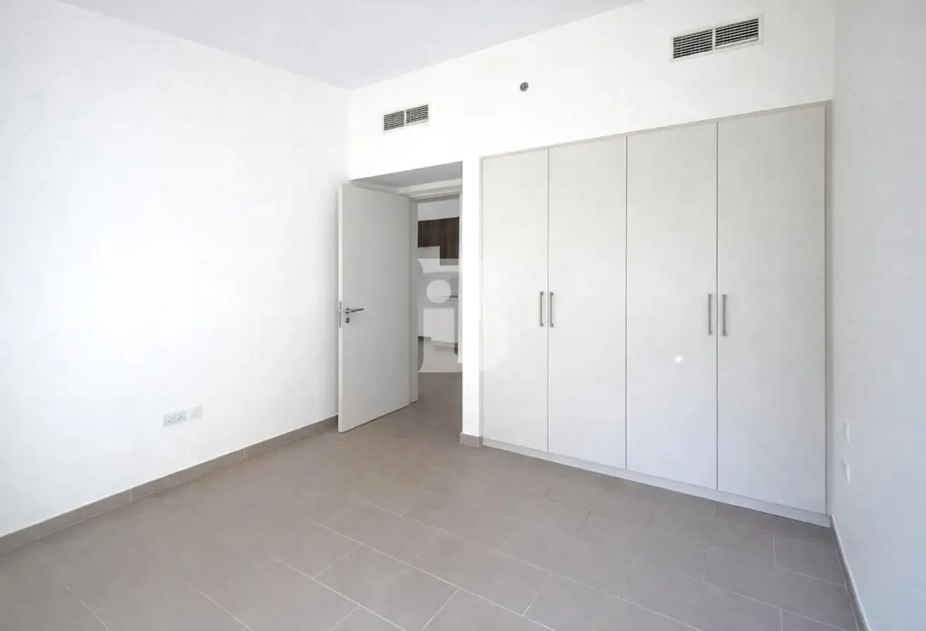 Ready to move  | Spacious | High floor