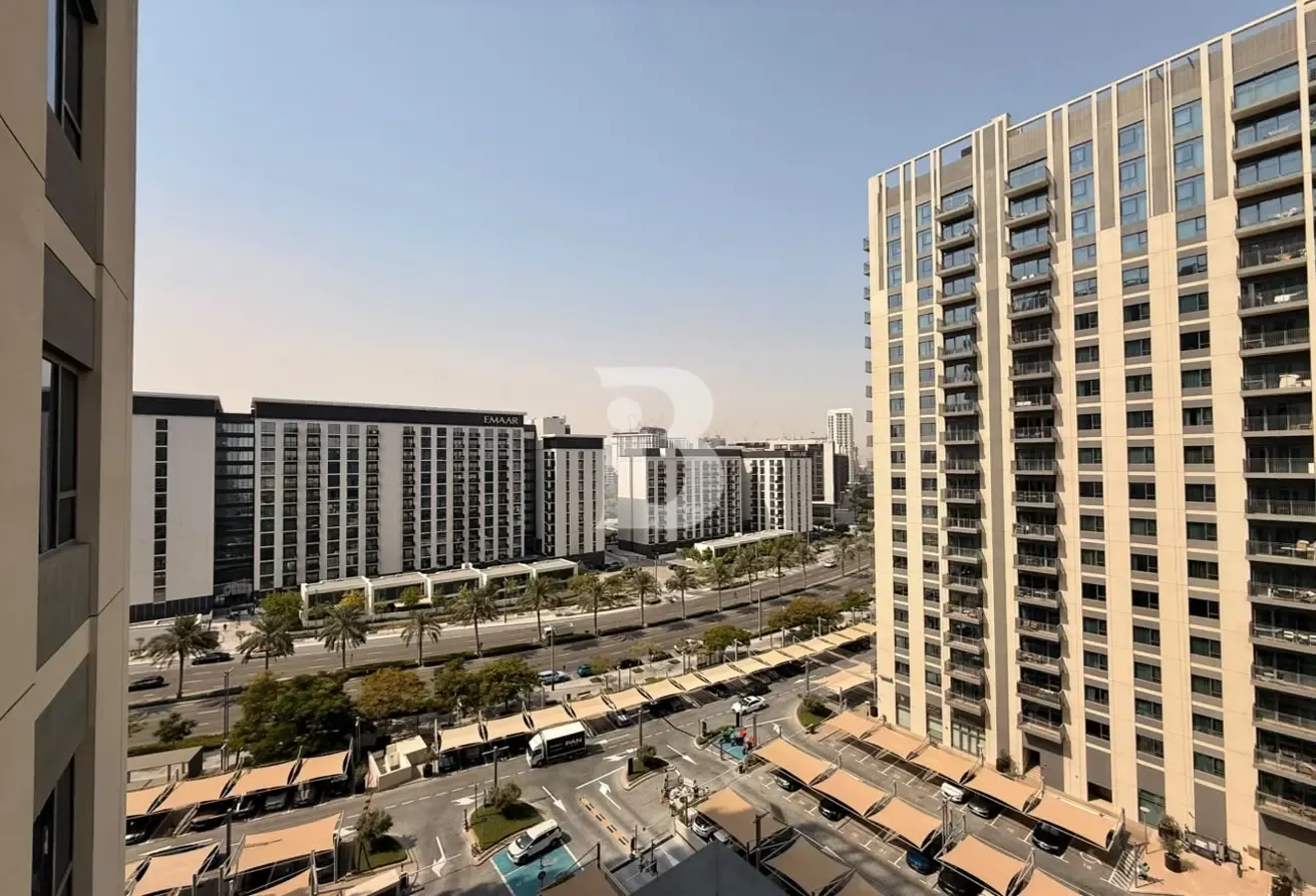 Prime location | Ready to Move | Spacious | Emaar