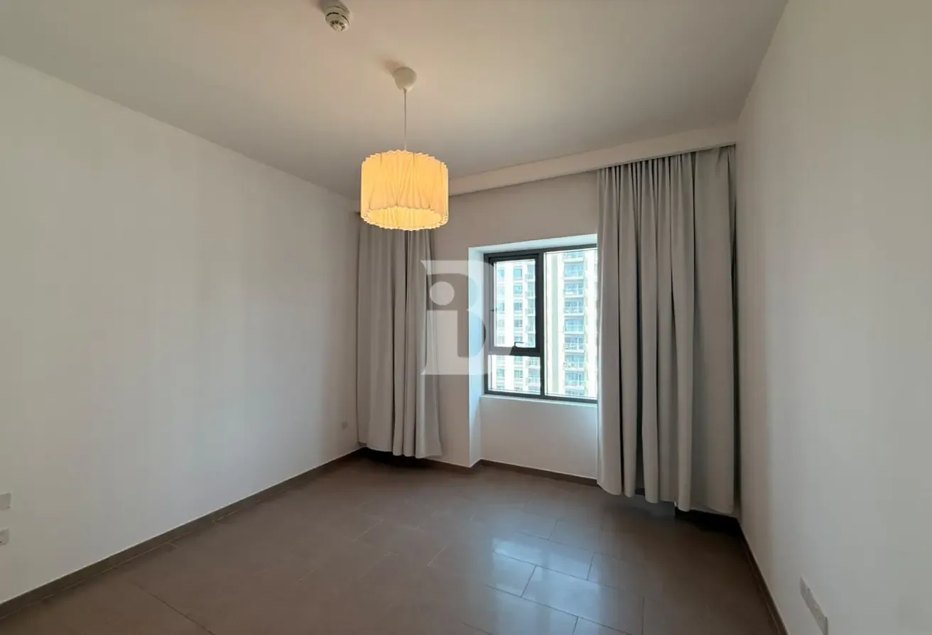 Prime location | Ready to Move | Spacious | Emaar