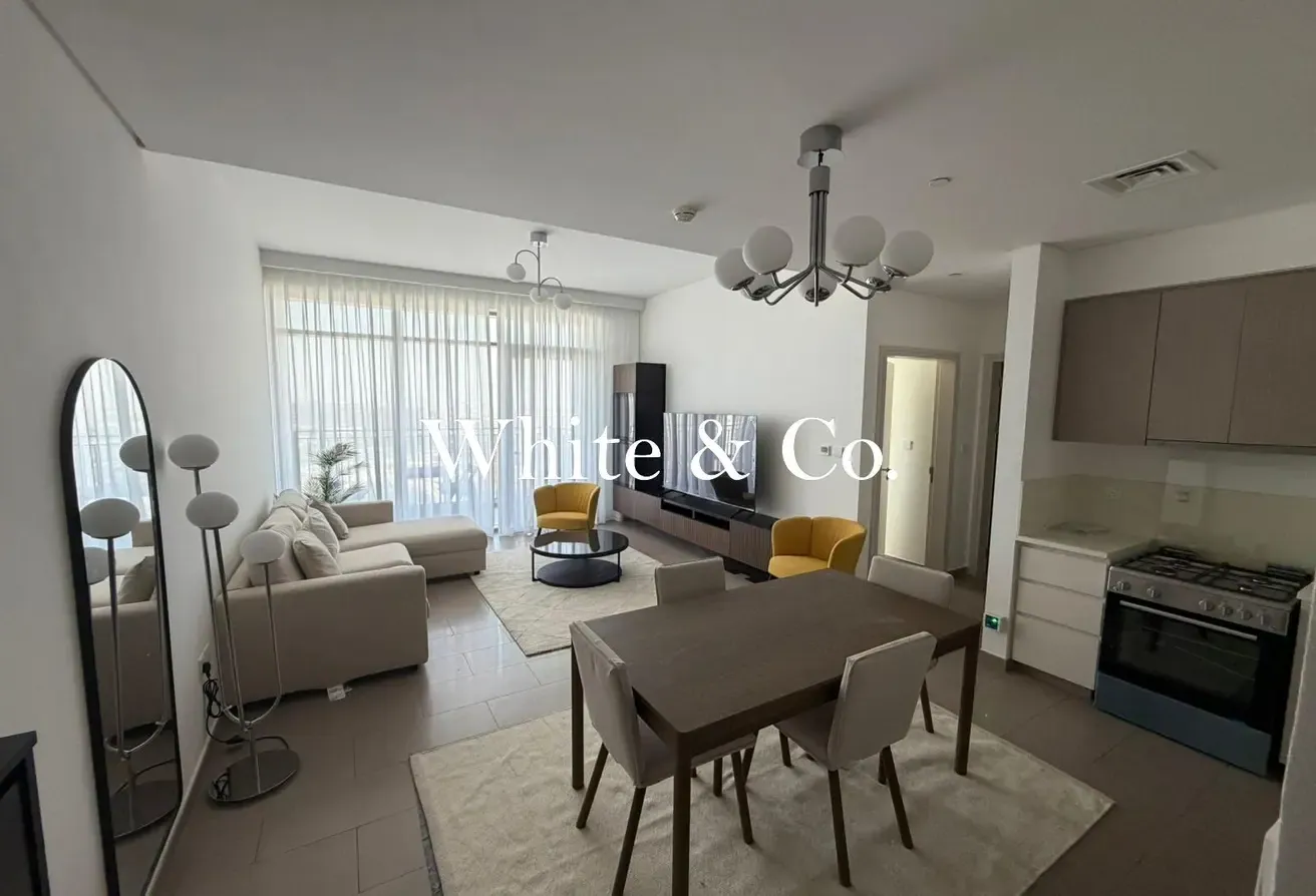 Furnished | Flexible Cheques | Great View