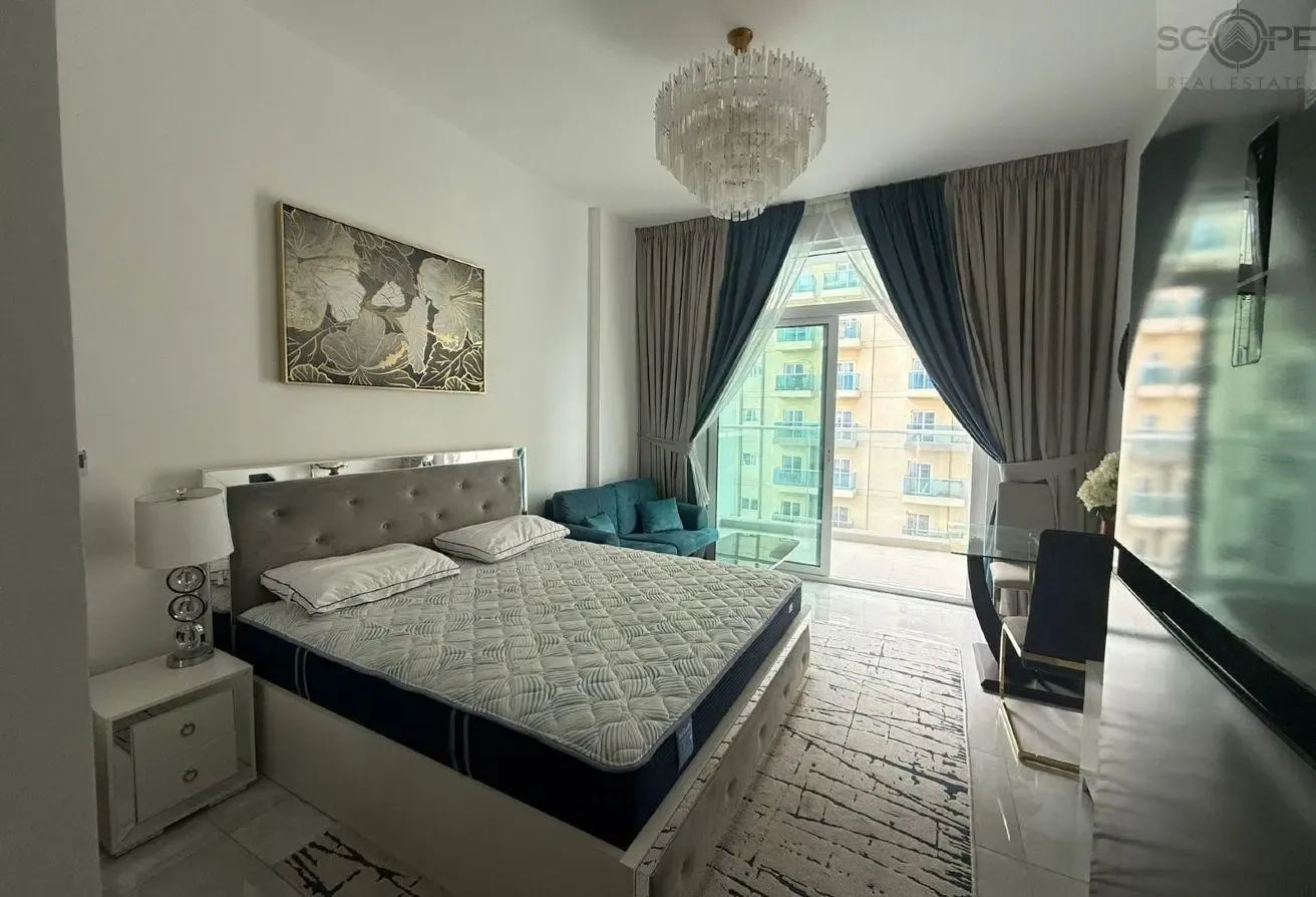 Furnished | Infront Metro | Pool View | Pearlz