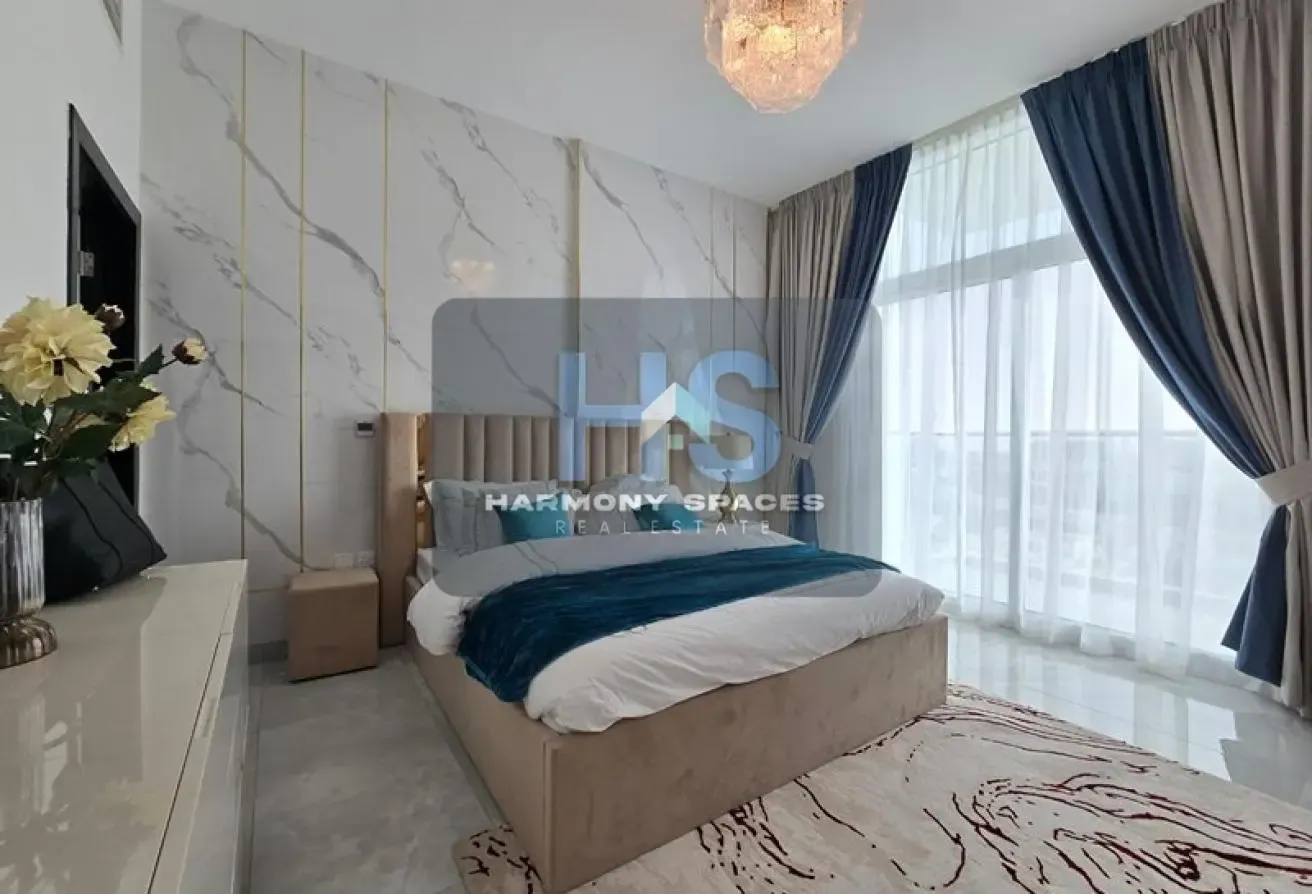 Villa View | Metro Access | With Study | Furnished
