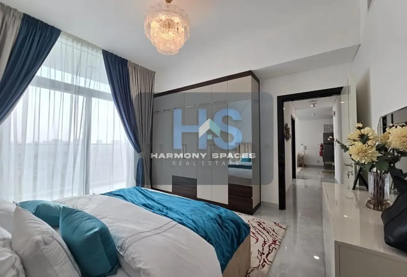 Villa View | Metro Access | With Study | Furnished