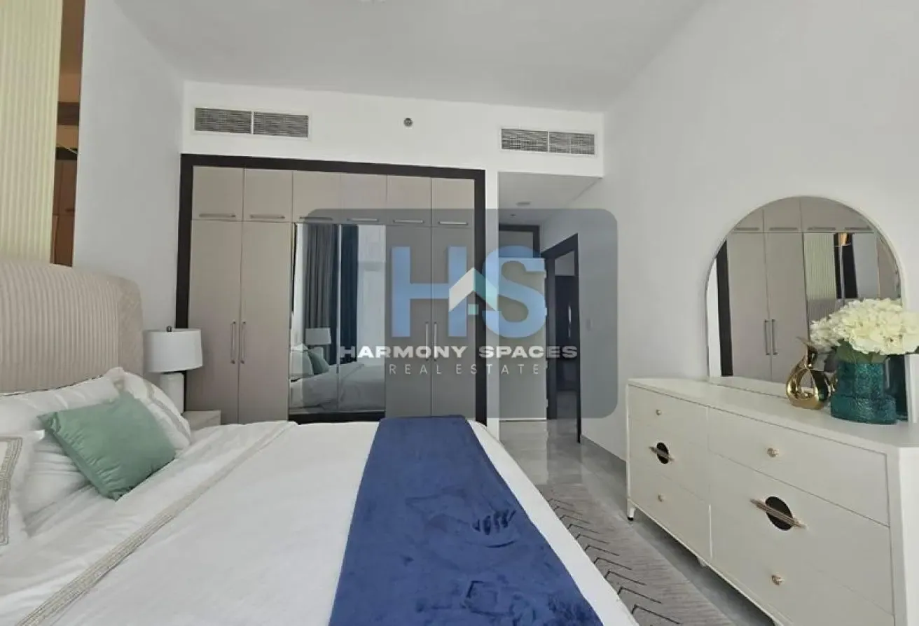 Private Pool | With Study | Vacant | Near Metro