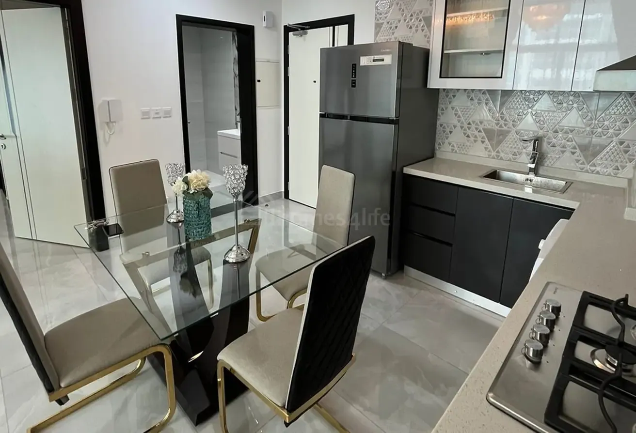 Modern 1 Bed | Fully Furnished | Near Metro
