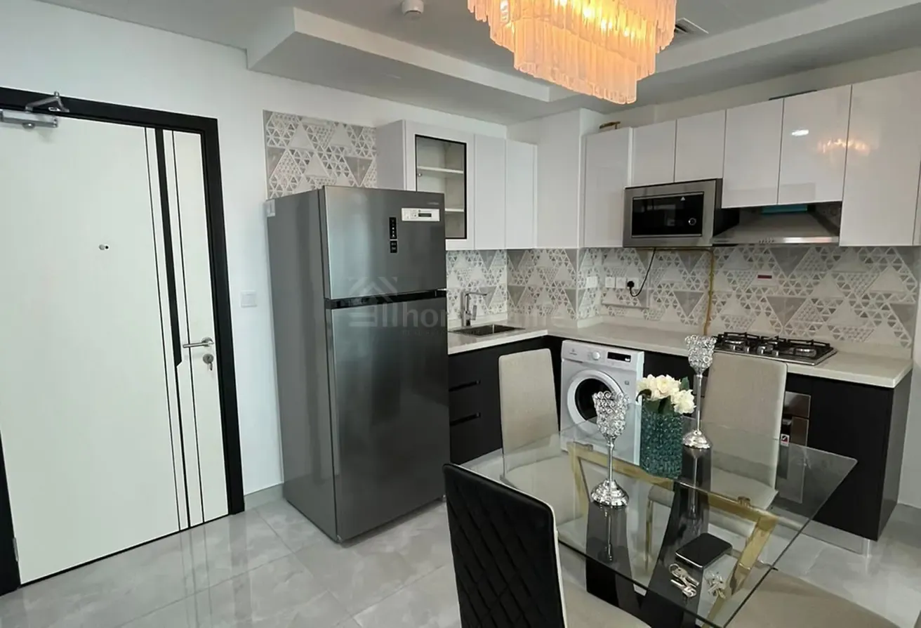 Modern 1 Bed | Fully Furnished | Near Metro