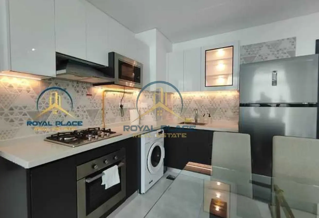 FULLY FURNISHED | CLOSE TO METRO | BEST AMENITIES