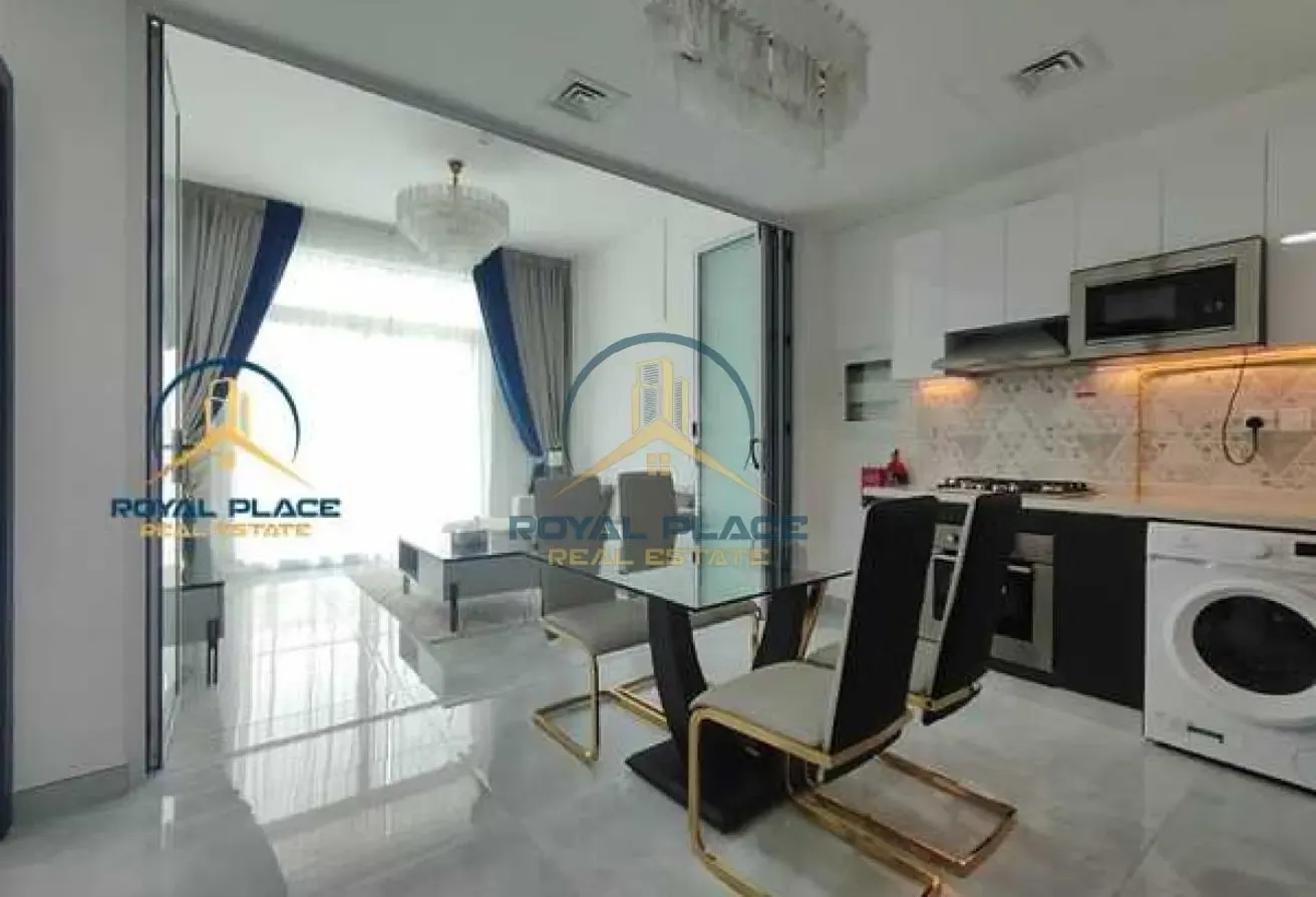 FULLY FURNISHED | CLOSE TO METRO | BEST AMENITIES