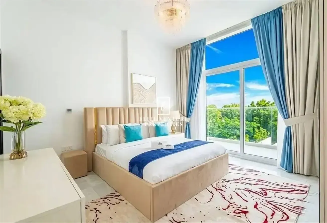 FULLY FURNISHED | ELEGANT 2BHK+PRIVATE OFFICE
