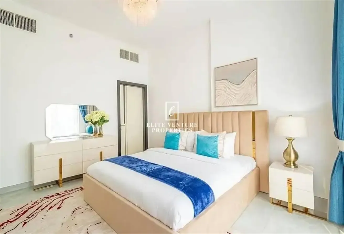 FULLY FURNISHED | ELEGANT 2BHK+PRIVATE OFFICE