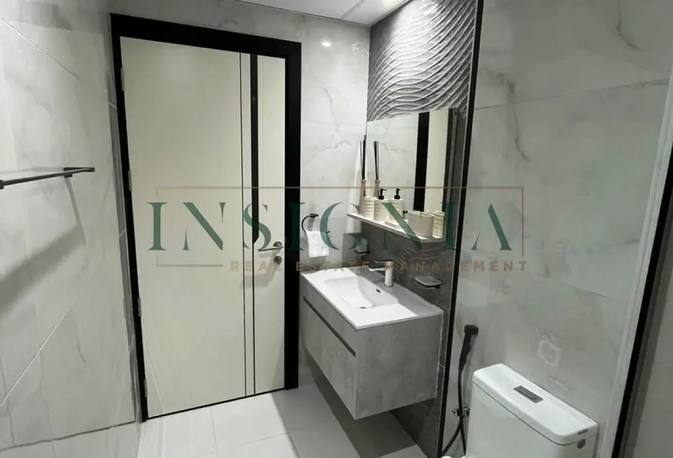 Premium 1BR Fully Furnished Swimming Pool View