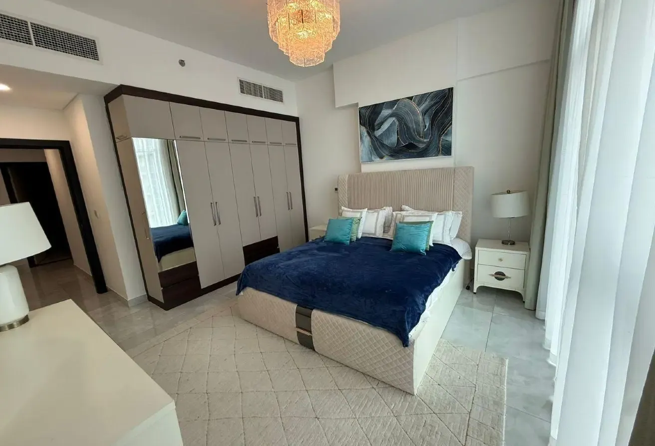 Furnished 3Bed For Rent | Pool view | Near metro