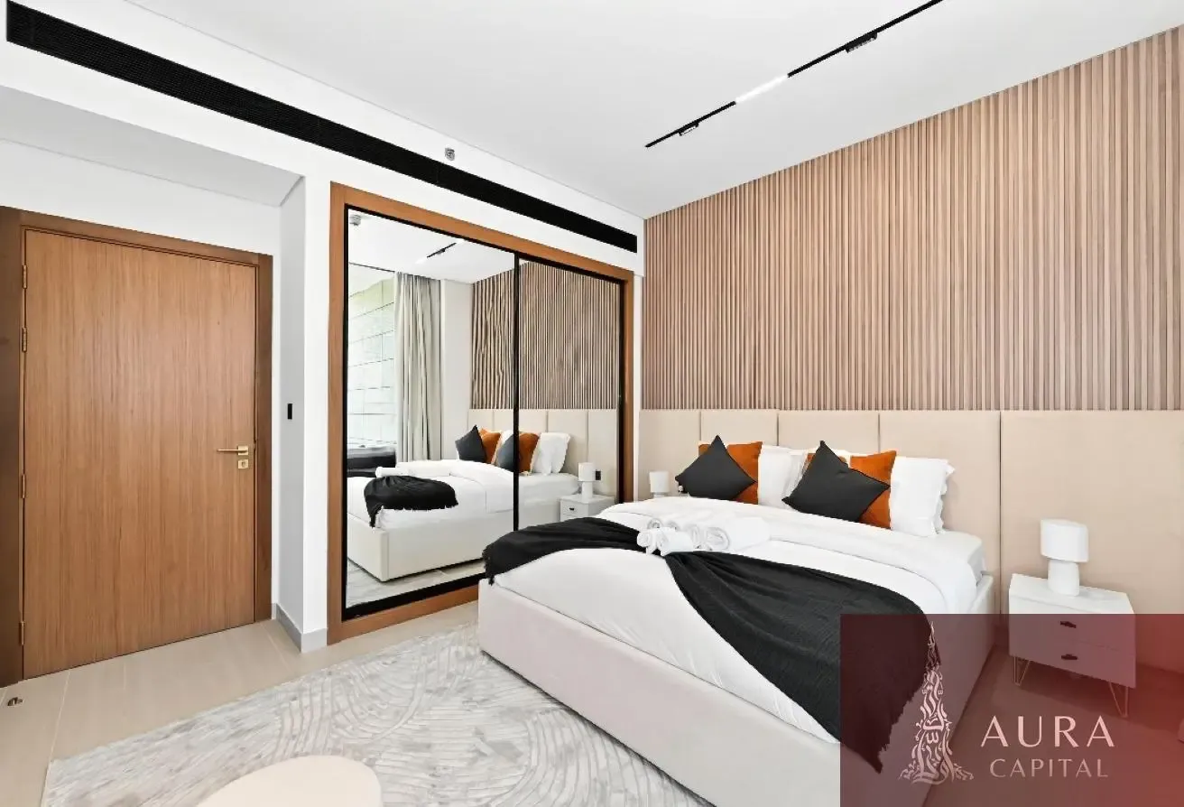 Luxury Furnishing | Upgraded | Panoramic Views