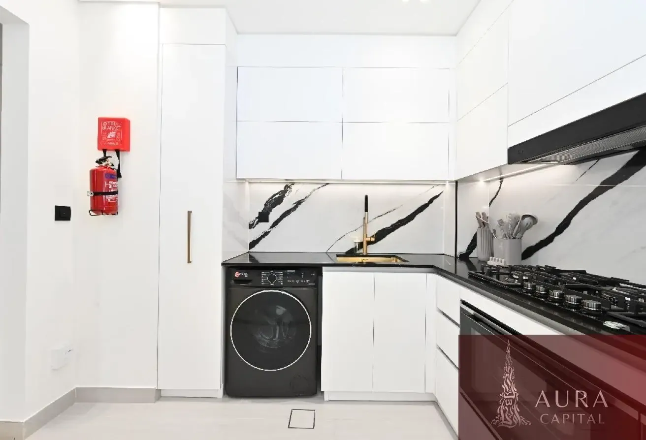 Luxury Furnishing | Upgraded | Panoramic Views