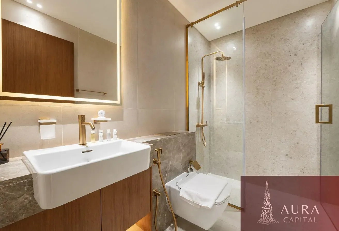 Burj View | Private Jacuzzi | Exquisite Furniture