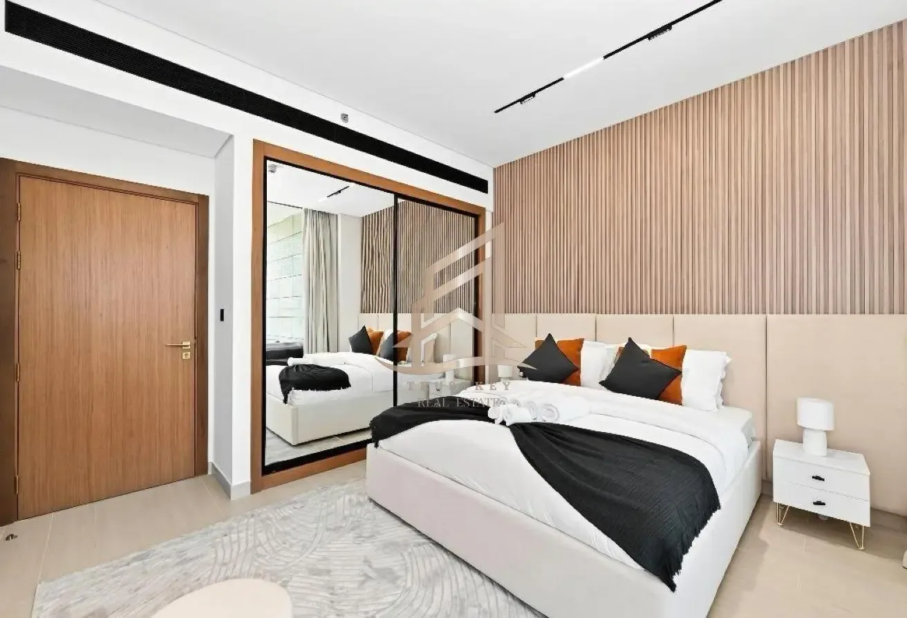 Flexible | Brand New Corner | Burj Khalifa View
