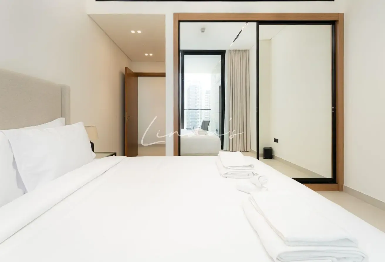 Furnished | Huge Terrace | Private Hot Tub |Vacant