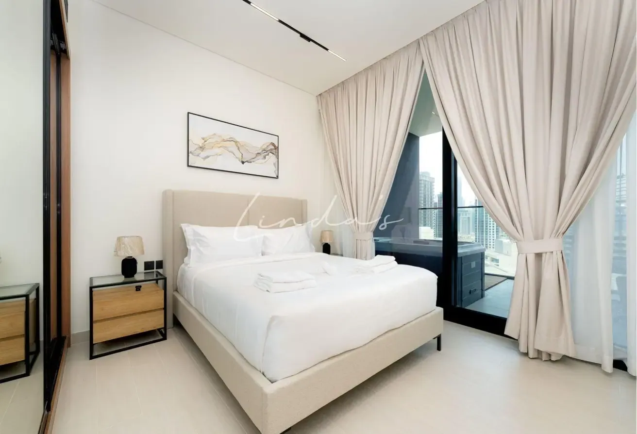 Furnished | Huge Terrace | Private Hot Tub |Vacant