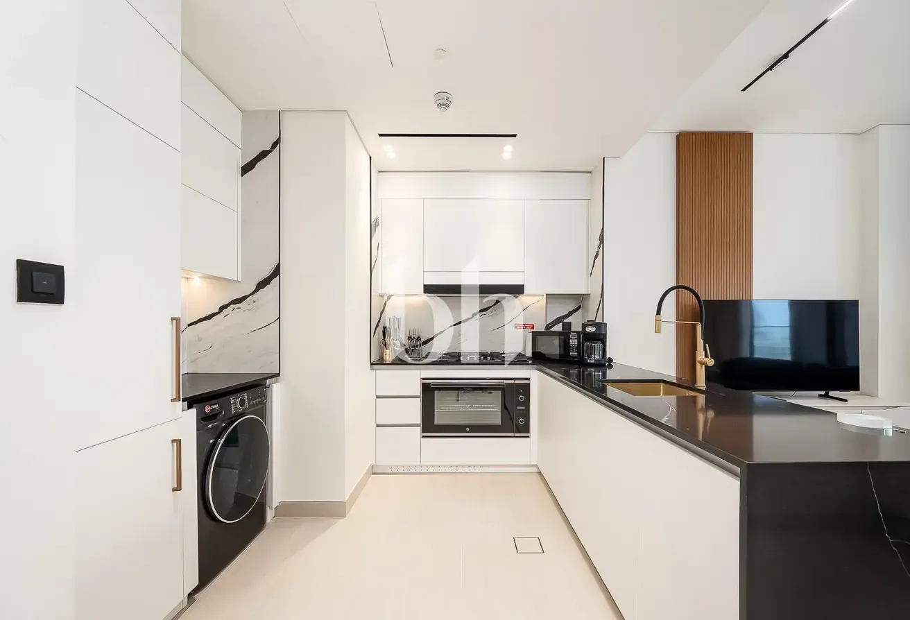 Stunning View | Luxury 2 Bedroom | Private Jacuzzi
