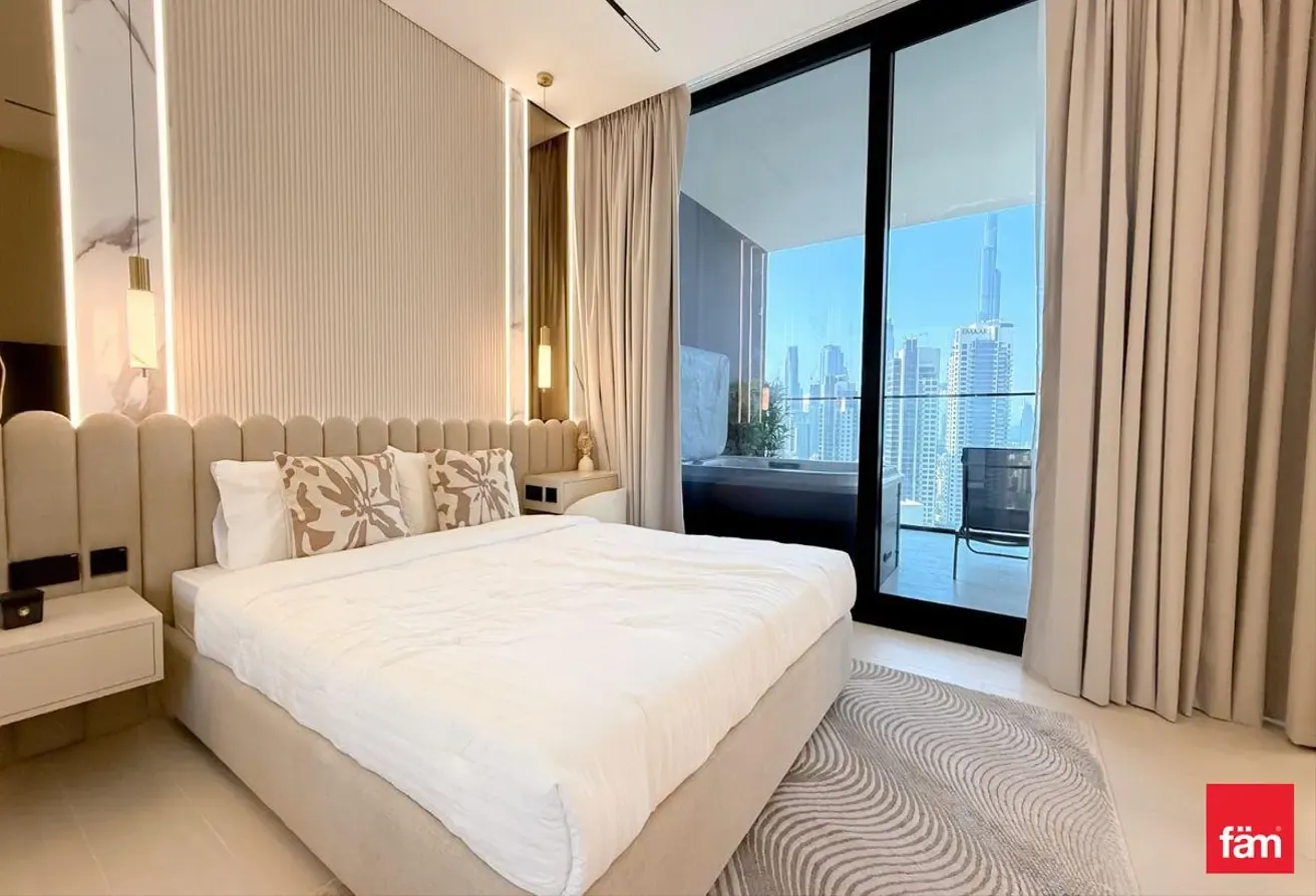 Furnished | High floor | Luxury | Private jacuzzi