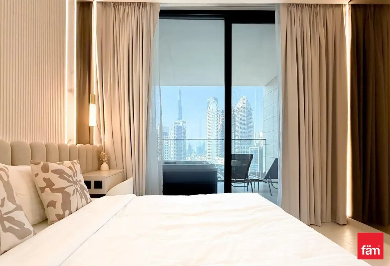 Furnished | High floor | Luxury | Private jacuzzi