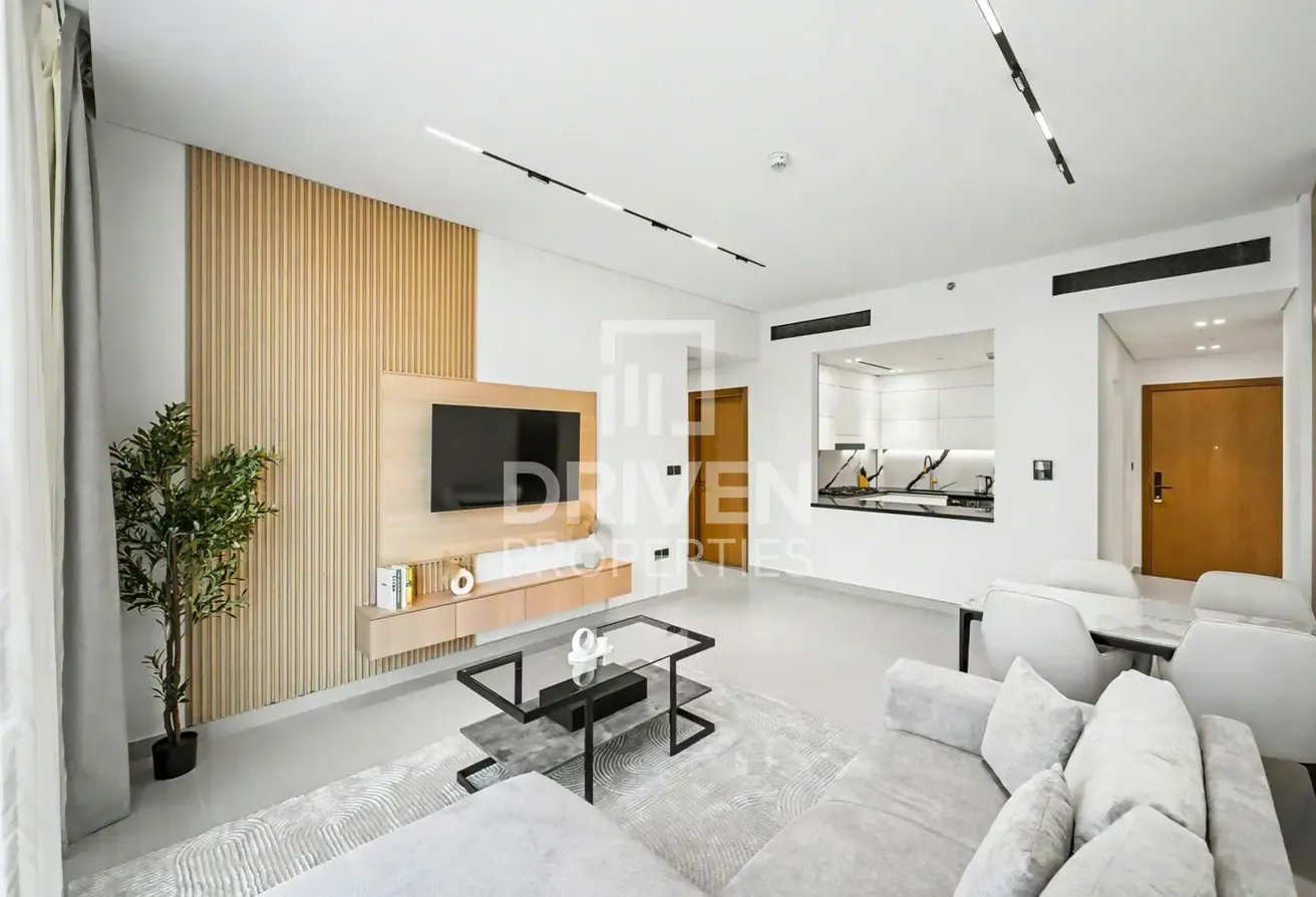 Prime Unit | 10mins to Dubai Mall | Burj View