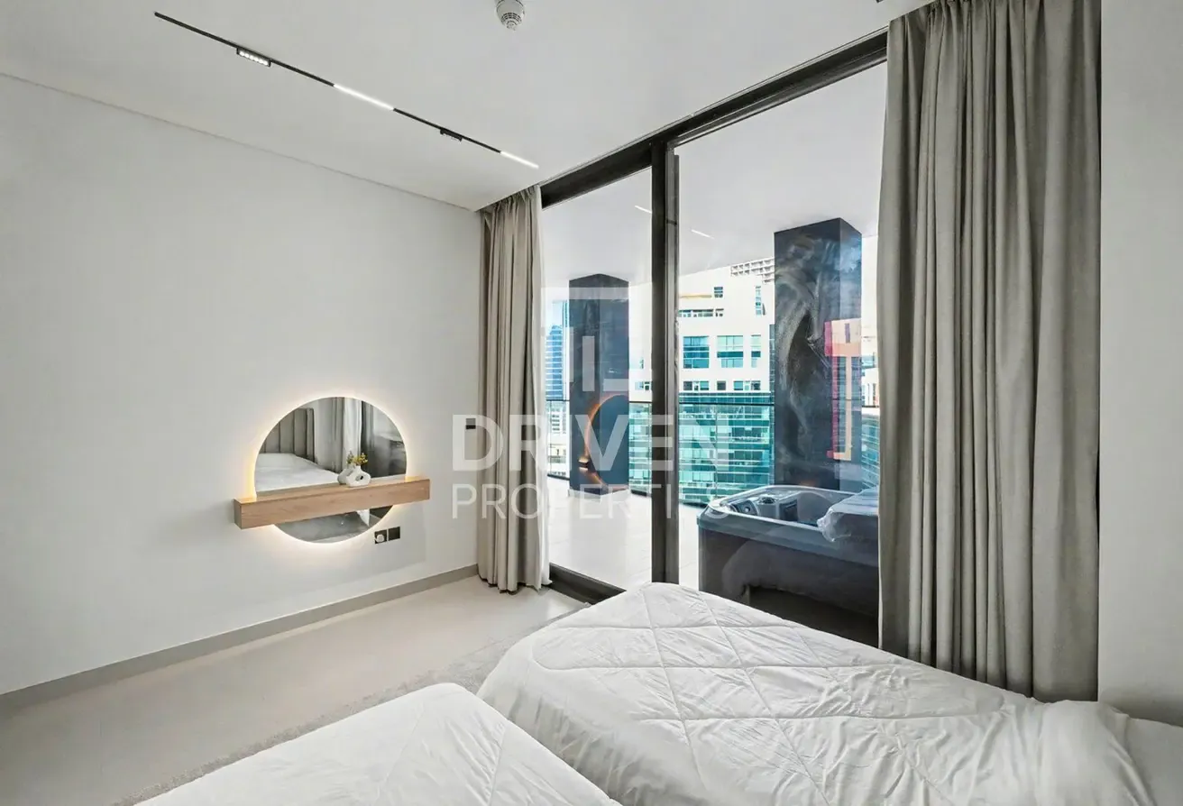 Prime Unit | 10mins to Dubai Mall | Burj View